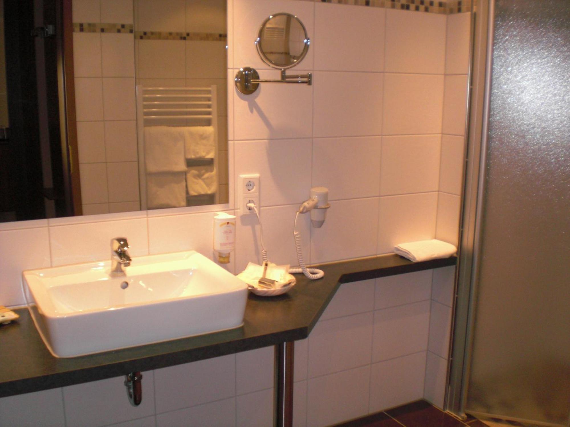 Akzent Hotel Jonathan Lippstadt Exteriör bild
