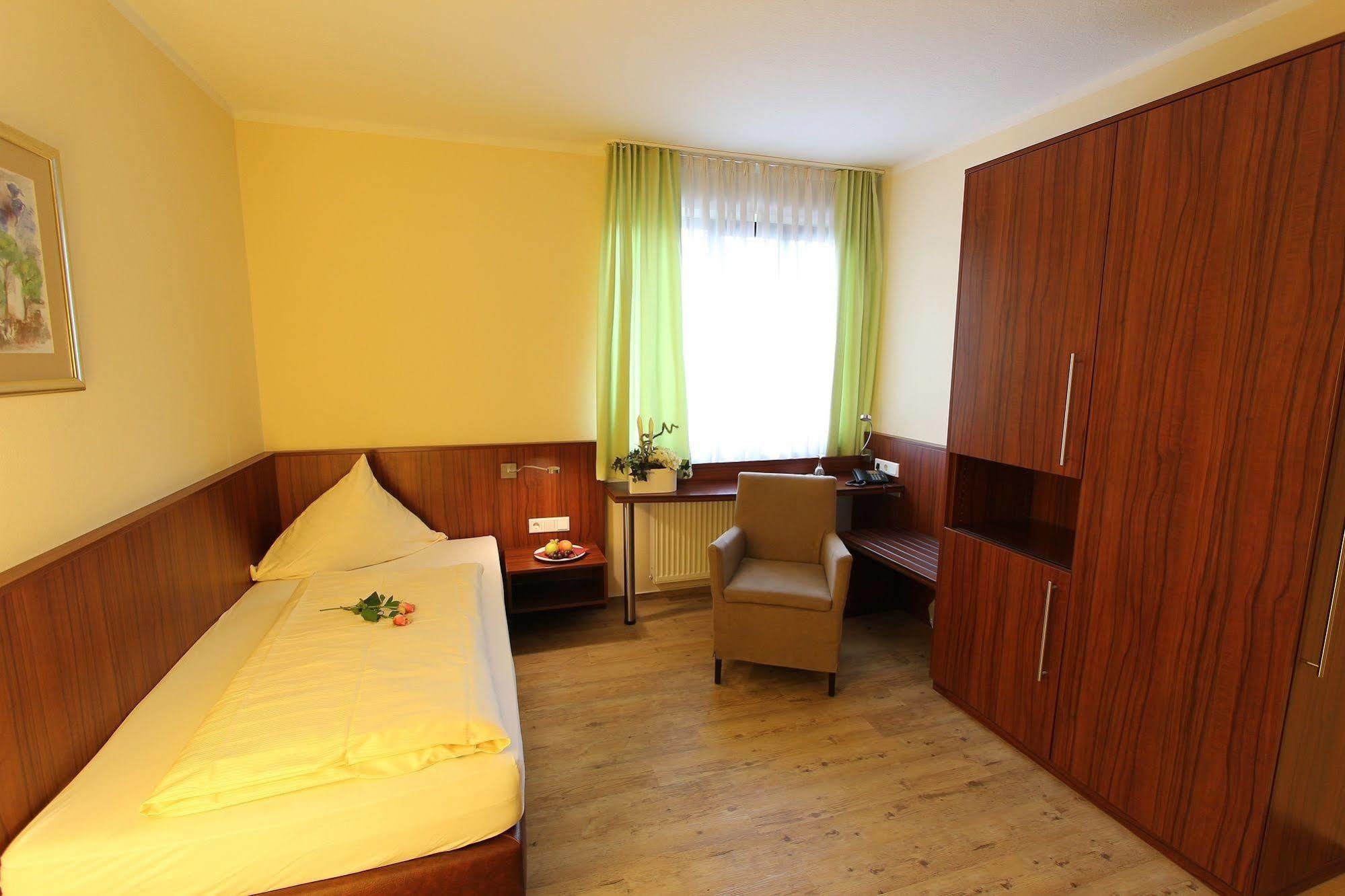 Akzent Hotel Jonathan Lippstadt Exteriör bild
