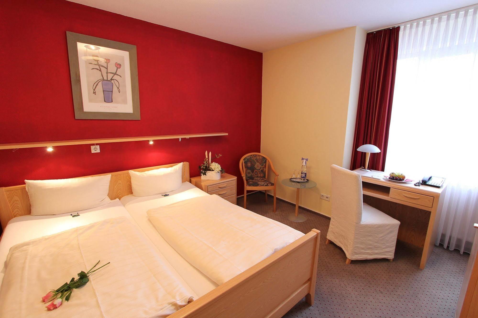 Akzent Hotel Jonathan Lippstadt Exteriör bild
